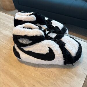 Panda Nike dunk slippers brand new unisex one size fits all